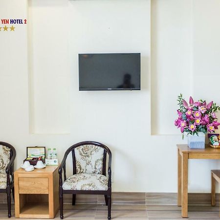 Hoang Yen Hotel 2 Куинён Экстерьер фото