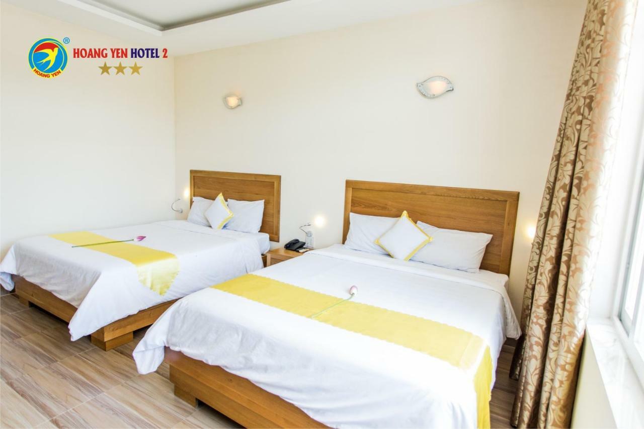 Hoang Yen Hotel 2 Куинён Экстерьер фото