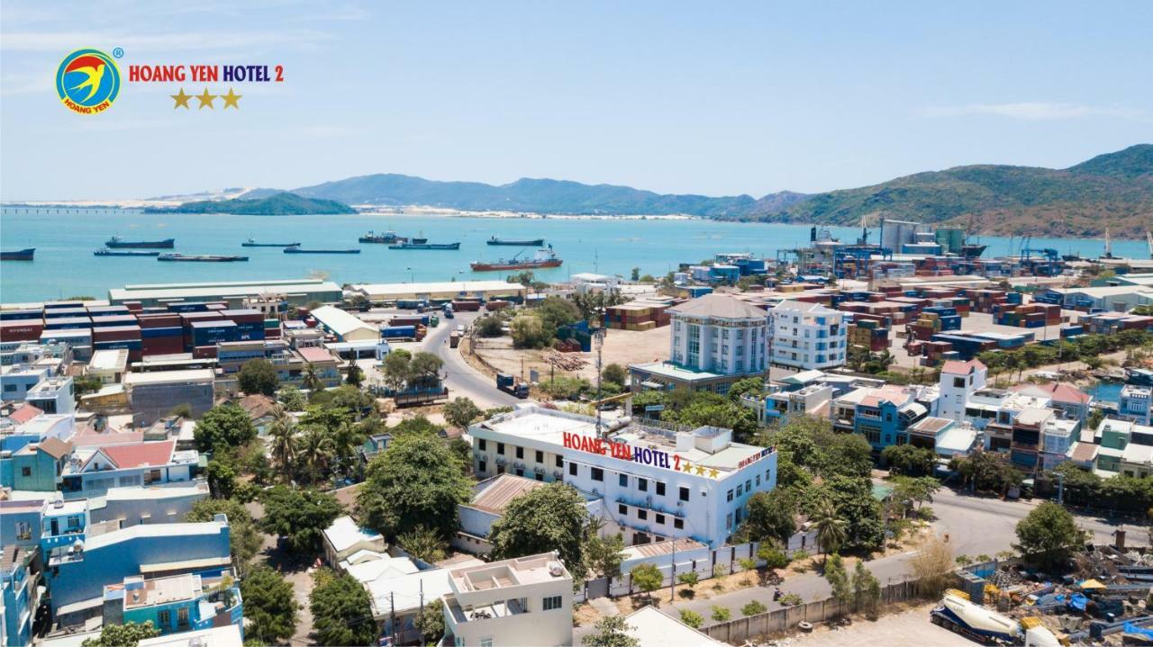 Hoang Yen Hotel 2 Куинён Экстерьер фото