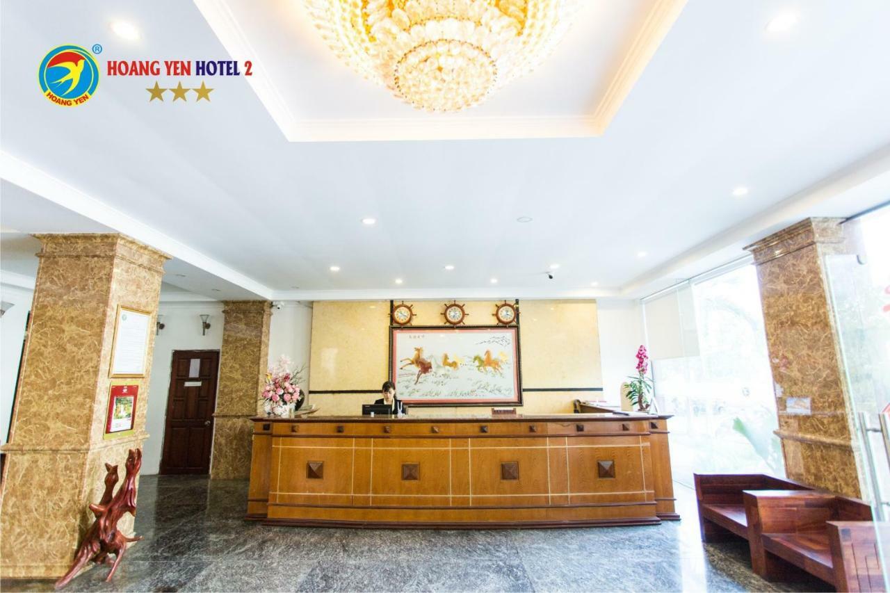 Hoang Yen Hotel 2 Куинён Экстерьер фото